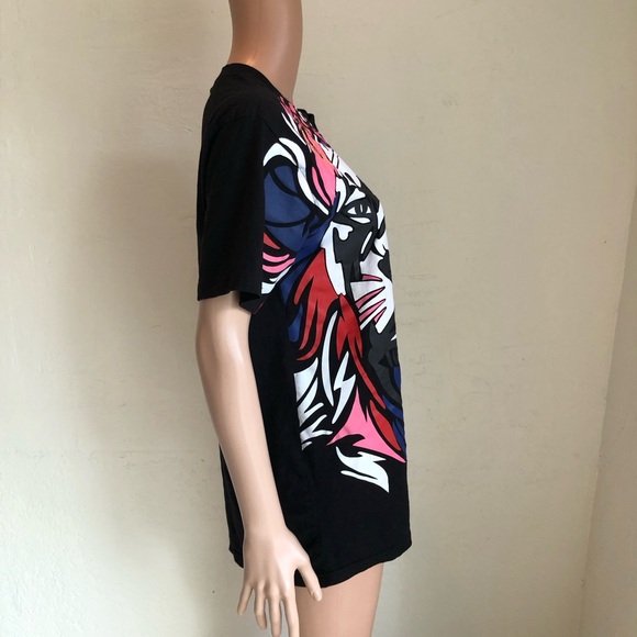 Switch Remarkable Women’s Size L Black T-Shirt Lion Printed Graphic Design - Picture 4 of 16